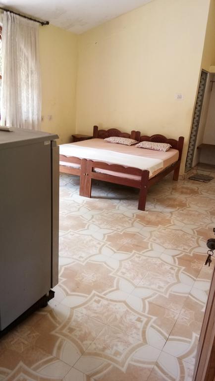 Joaquina'S Guest House Calangute Bagian luar foto