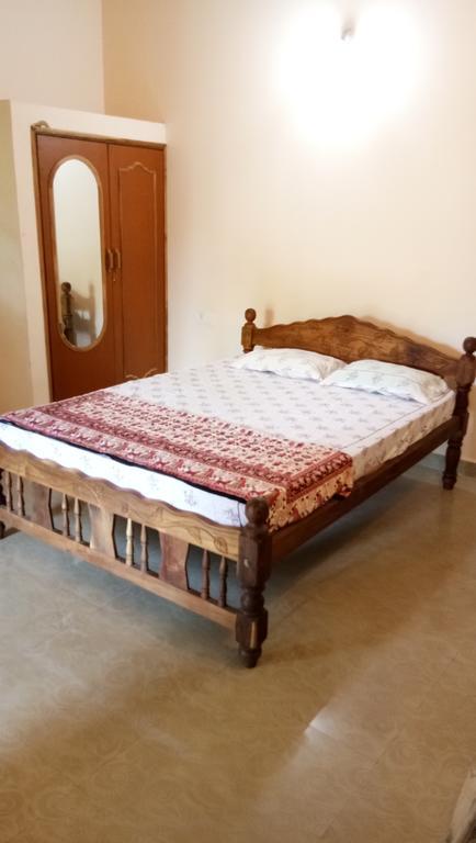Joaquina'S Guest House Calangute Bagian luar foto