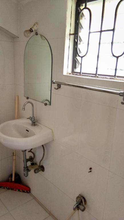 Joaquina'S Guest House Calangute Bagian luar foto
