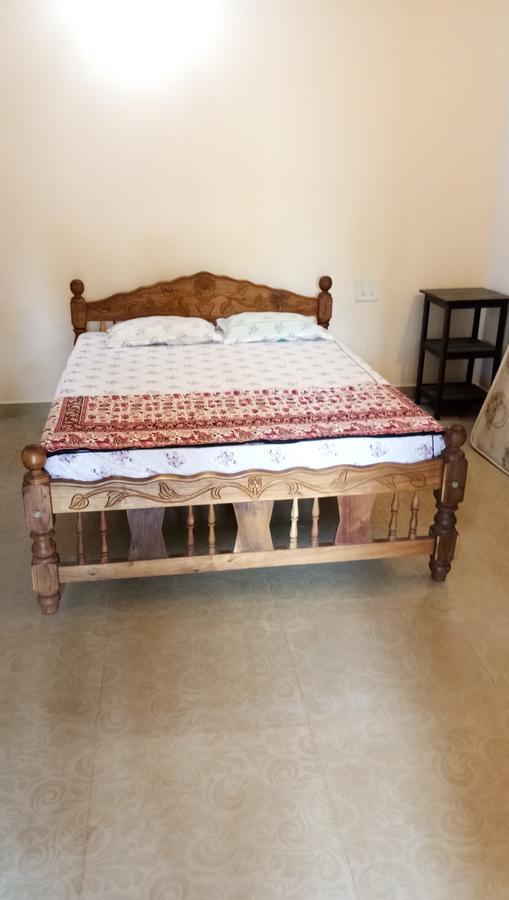 Joaquina'S Guest House Calangute Bagian luar foto