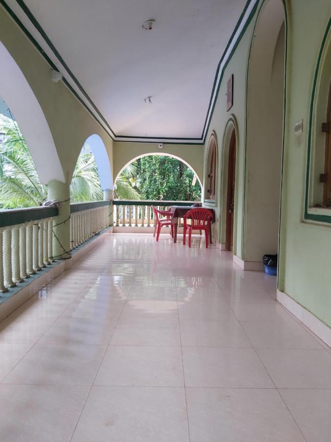 Joaquina'S Guest House Calangute Bagian luar foto