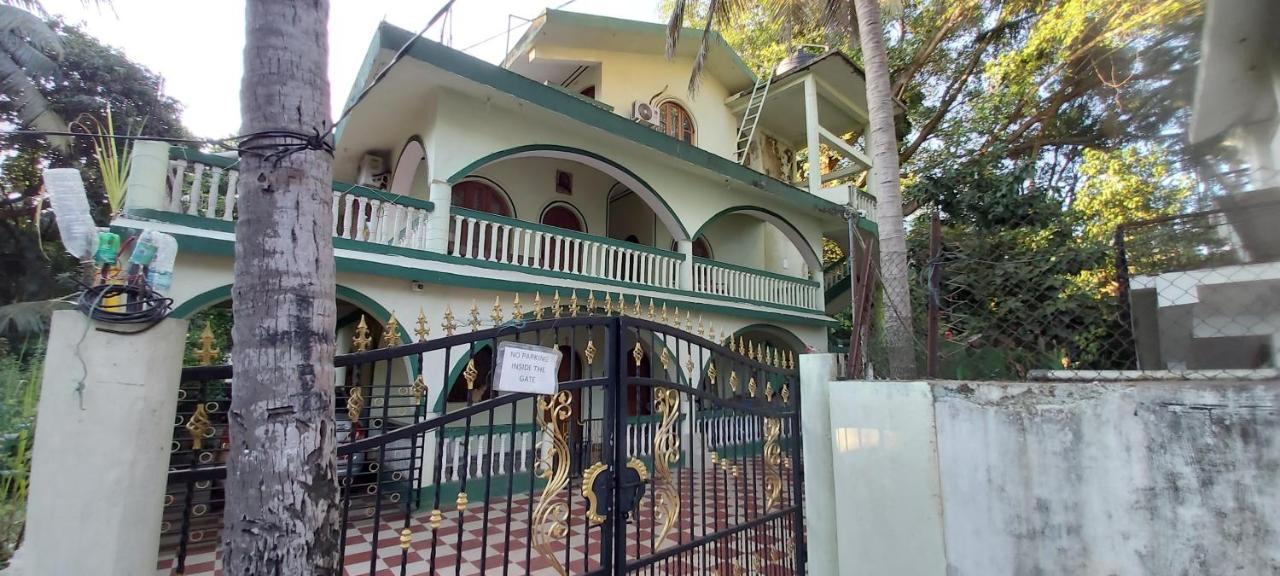 Joaquina'S Guest House Calangute Bagian luar foto